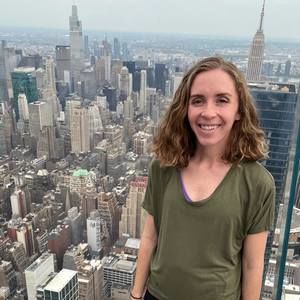 Meet your Posher, Maura